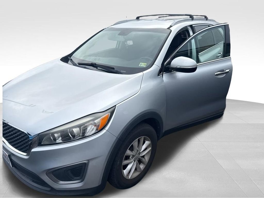 Used 2016 Kia Sorento LX w/ LX Convenience Package image 68