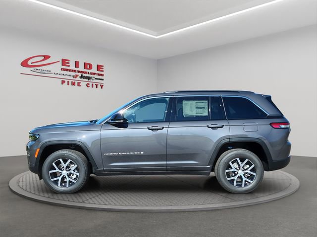 New 2025 Jeep Grand Cherokee Limited w/ Luxury Tech Group II image 2