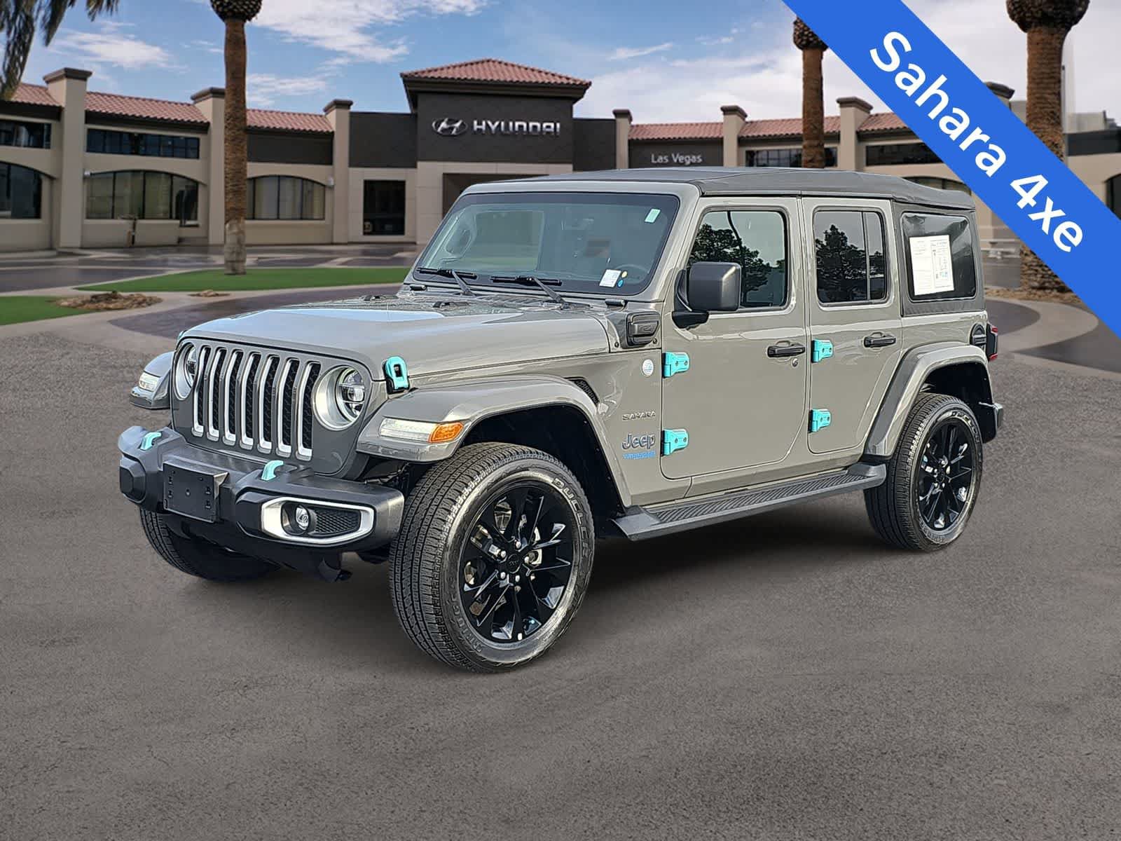 Used 2021 Jeep Wrangler Unlimited Sahara AWD/4WD image 4