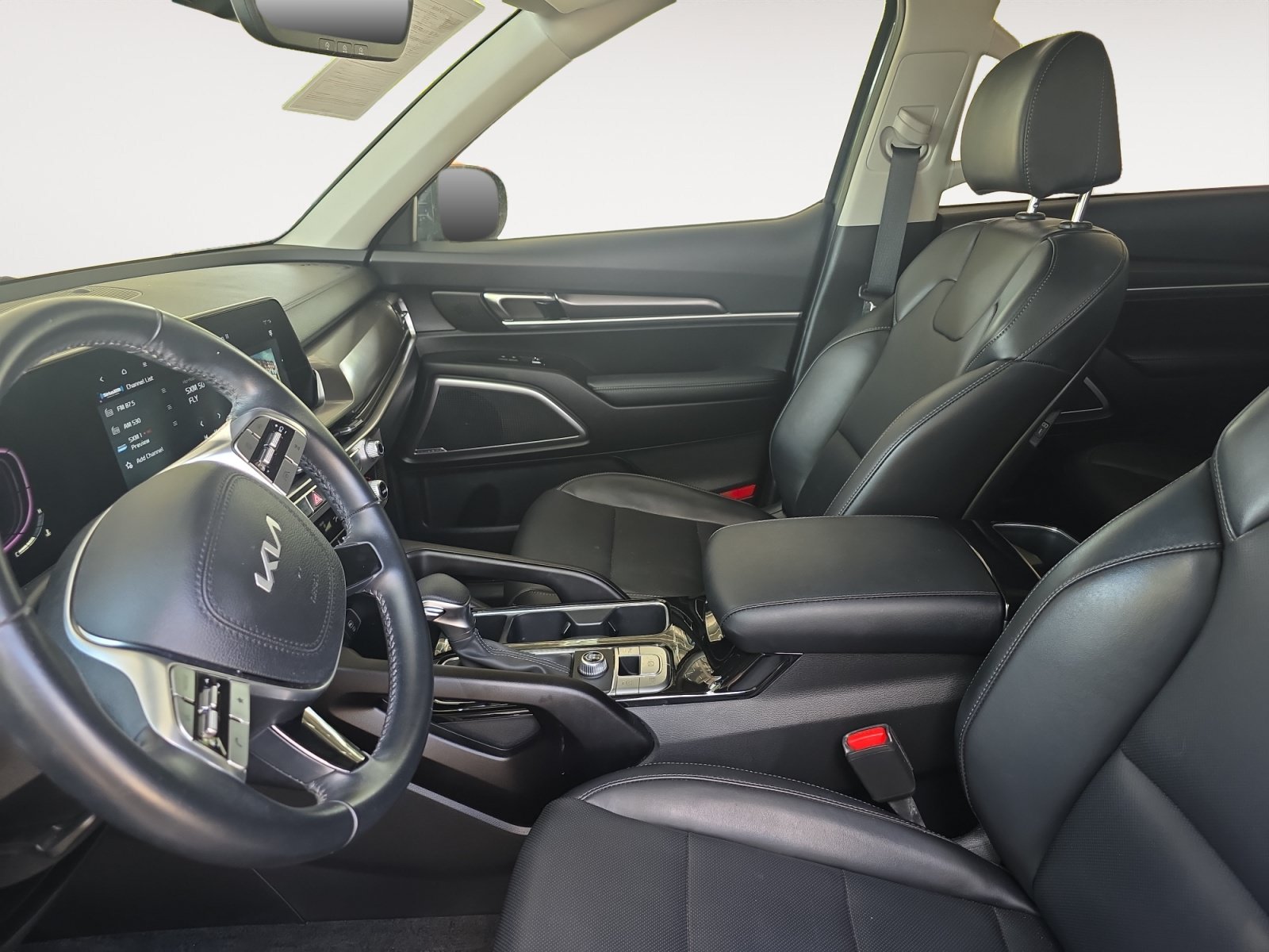 Certified 2024 Kia Telluride LX FWD image 20