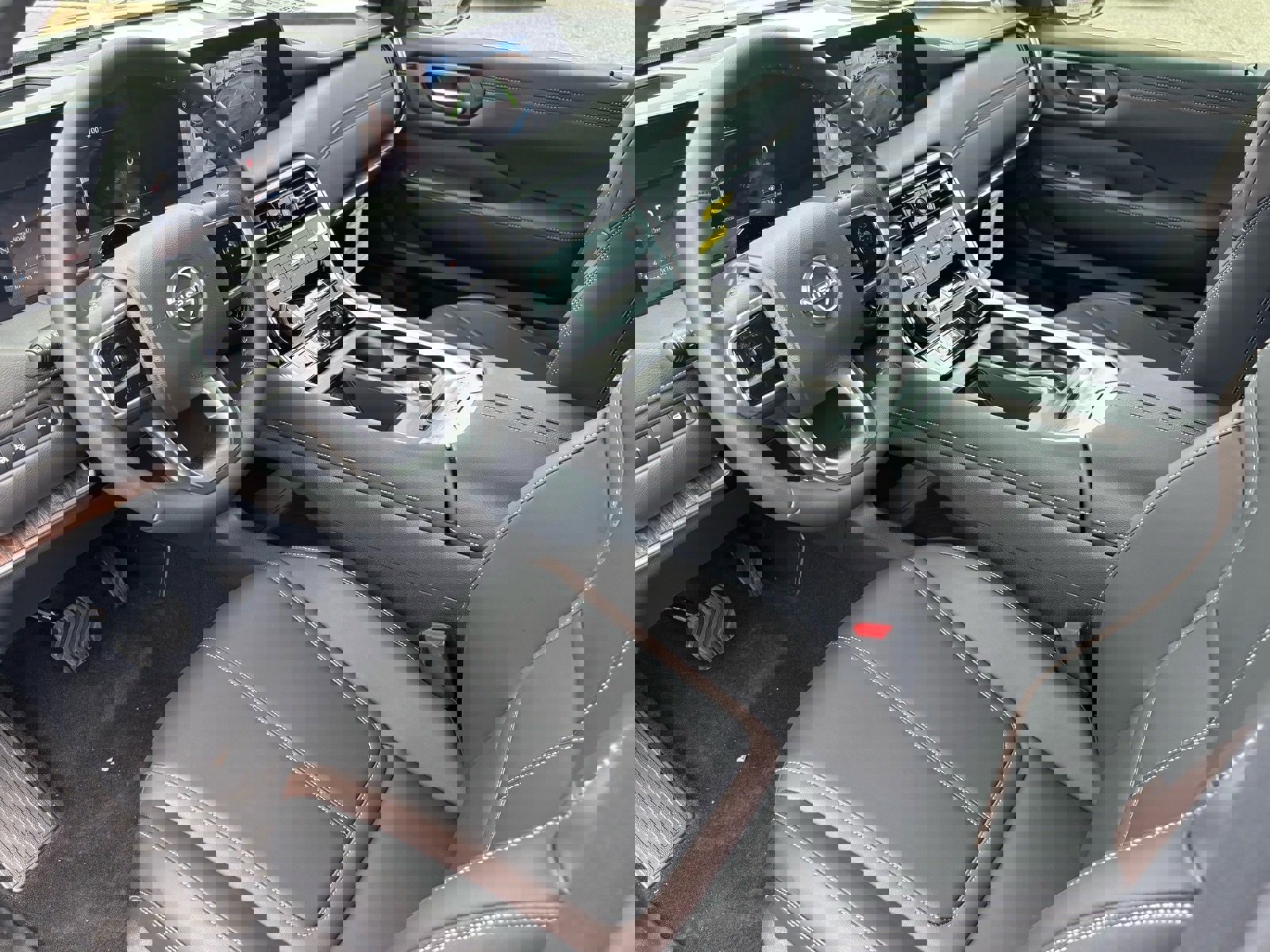 New 2026 Nissan Armada SL image 10