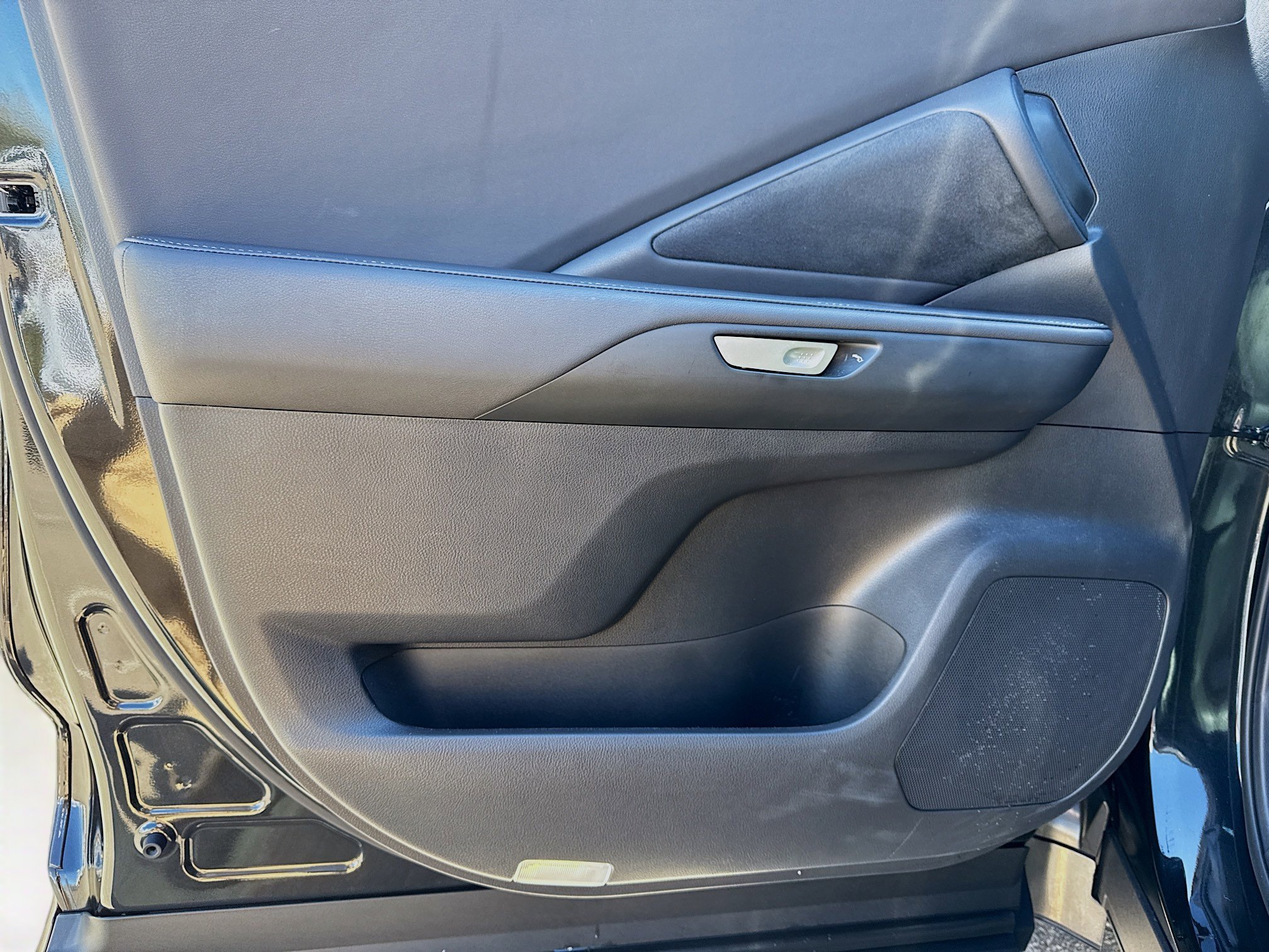 Used 2025 Lexus TX 500h AWD w/ Technology Package image 24