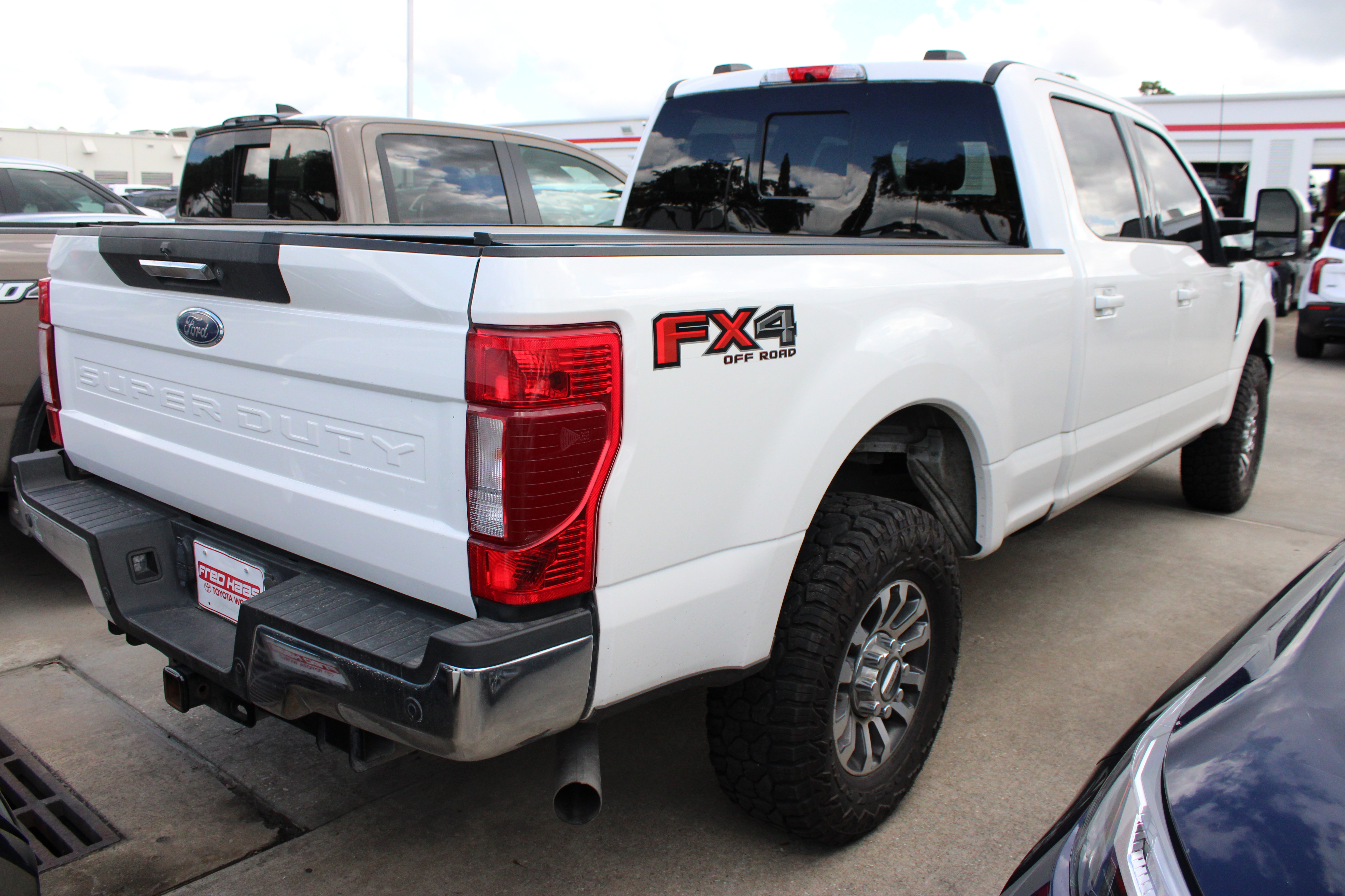 Used 2022 Ford F250 Lariat w/ Lariat Value Package AWD/4WD image 11