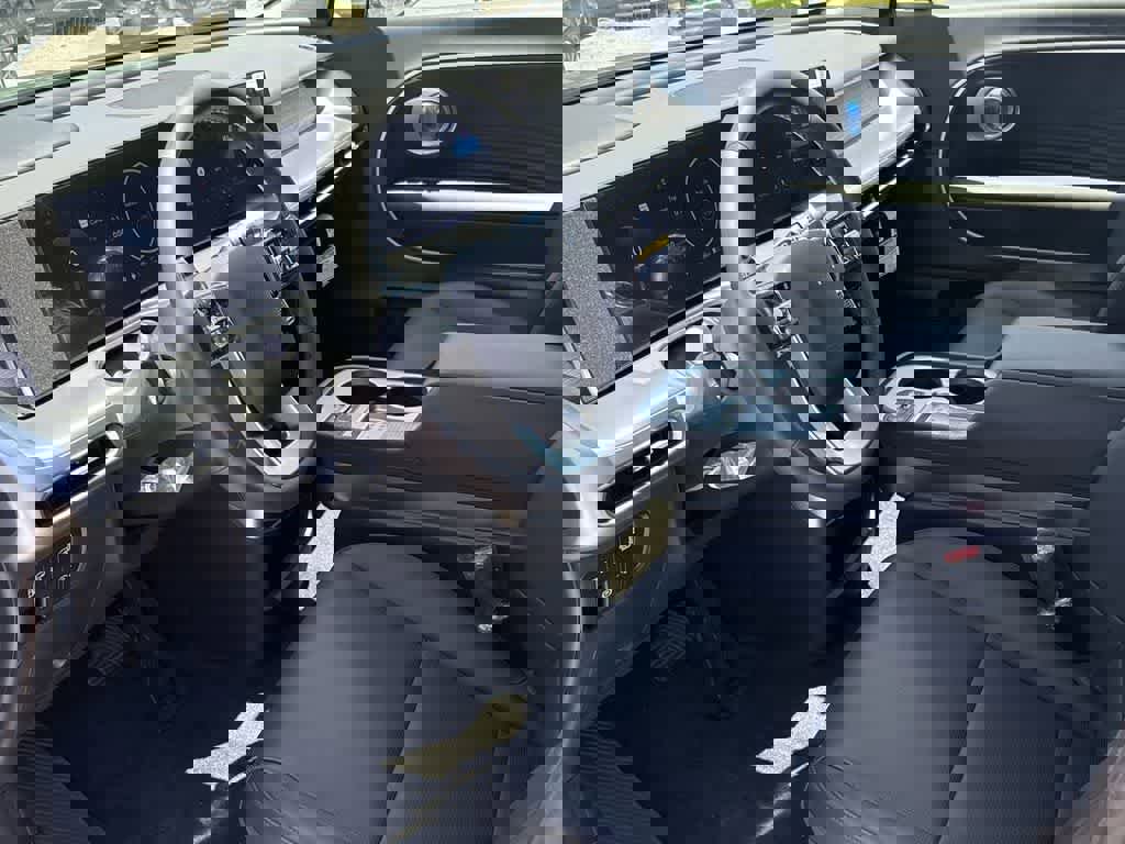 New 2026 Hyundai Ioniq 9 SEL image 15