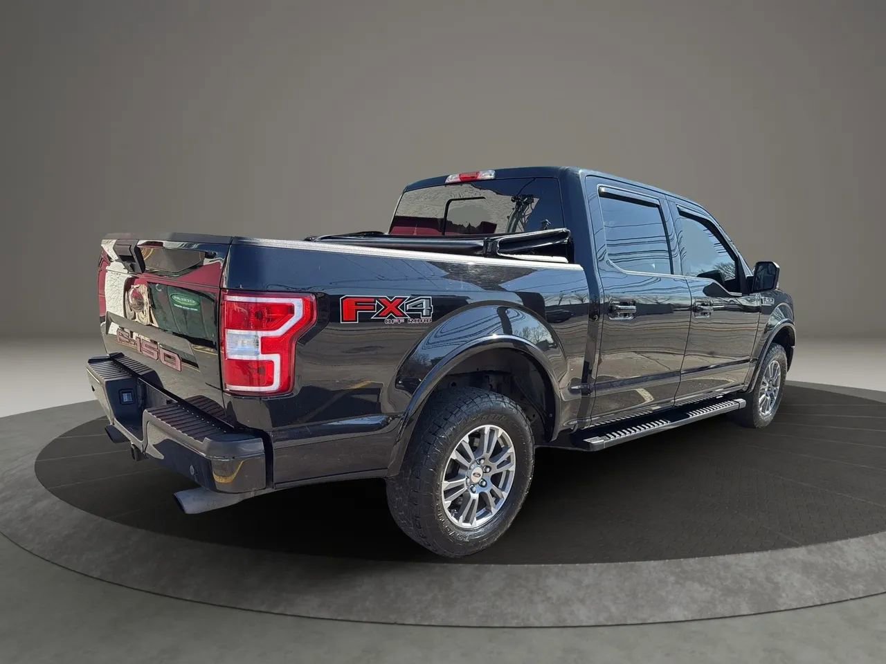 Used 2019 Ford F150 XLT w/ Equipment Group 302A Luxury image 5