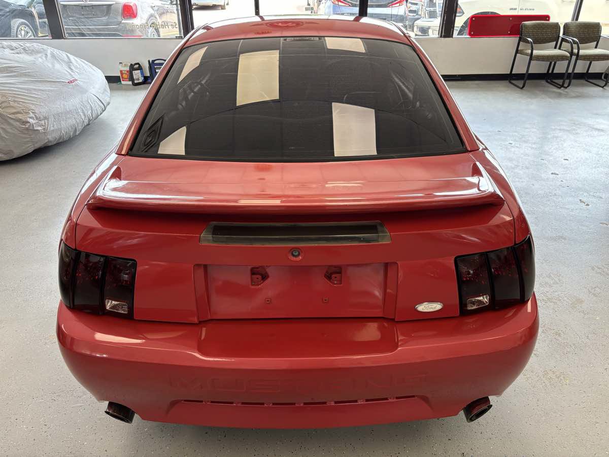 Used 2000 Ford Mustang GT RWD image 10