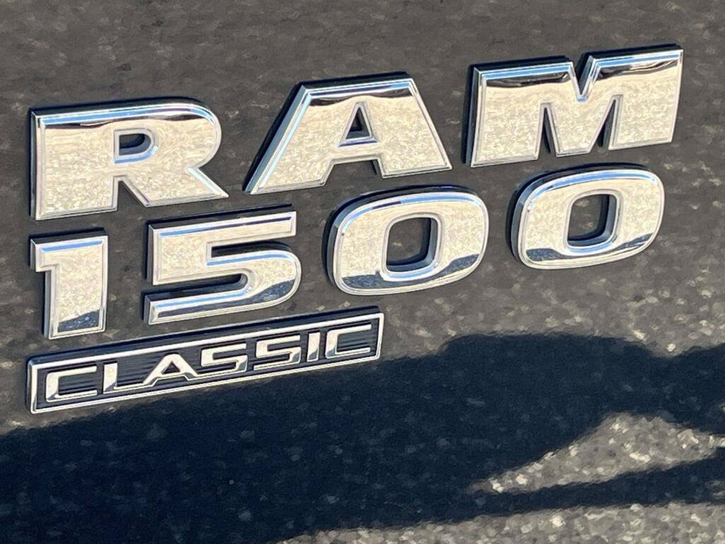 Used 2019 RAM 1500 Tradesman w/ Chrome Appearance Group RWD image 14