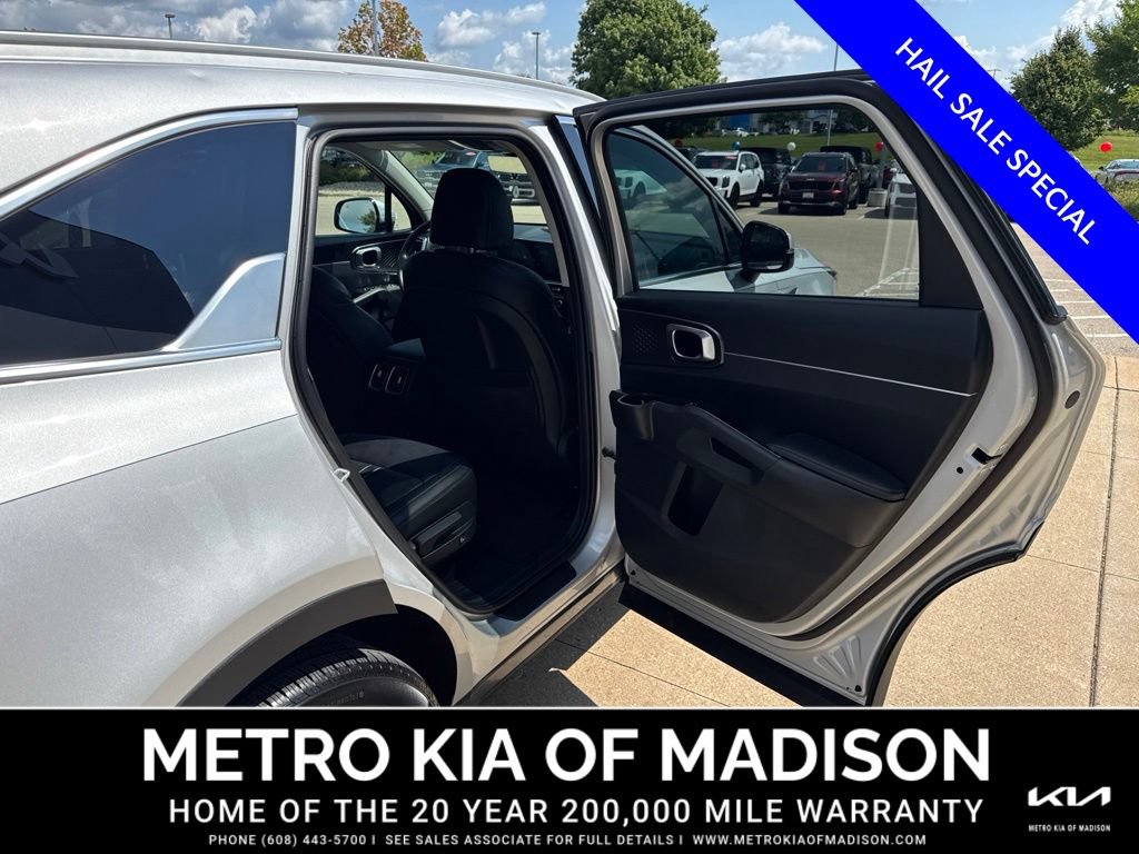 Used 2025 Kia Sorento EX FWD image 49