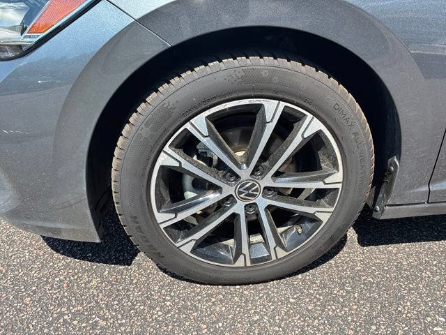 Certified 2024 Volkswagen Jetta Sport FWD image 9