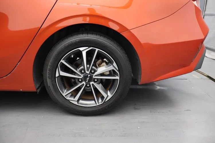 Used 2024 Kia Forte LXS FWD image 33