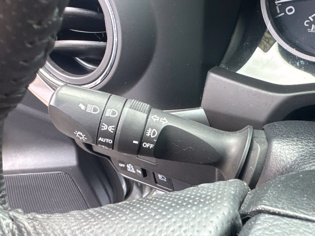 Used 2023 Toyota Tacoma SR5 AWD/4WD image 38