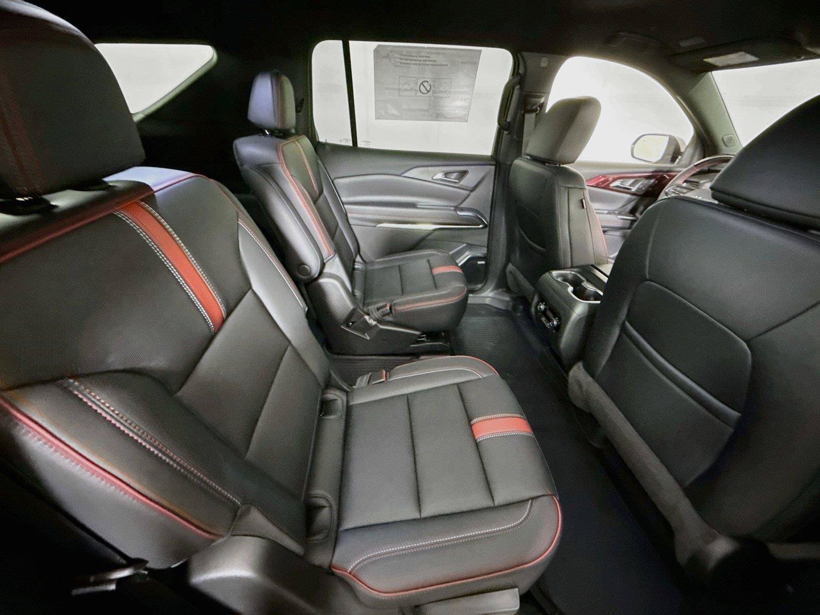 New 2027 Chevrolet Traverse RS w/ LPO, Floor Liner Package AWD/4WD image 22