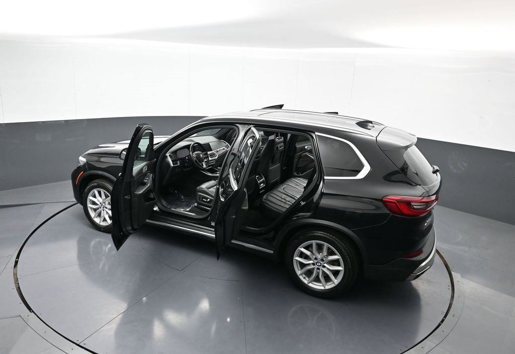 Used 2020 BMW X5 xDrive40i w/ Convenience Package image 48