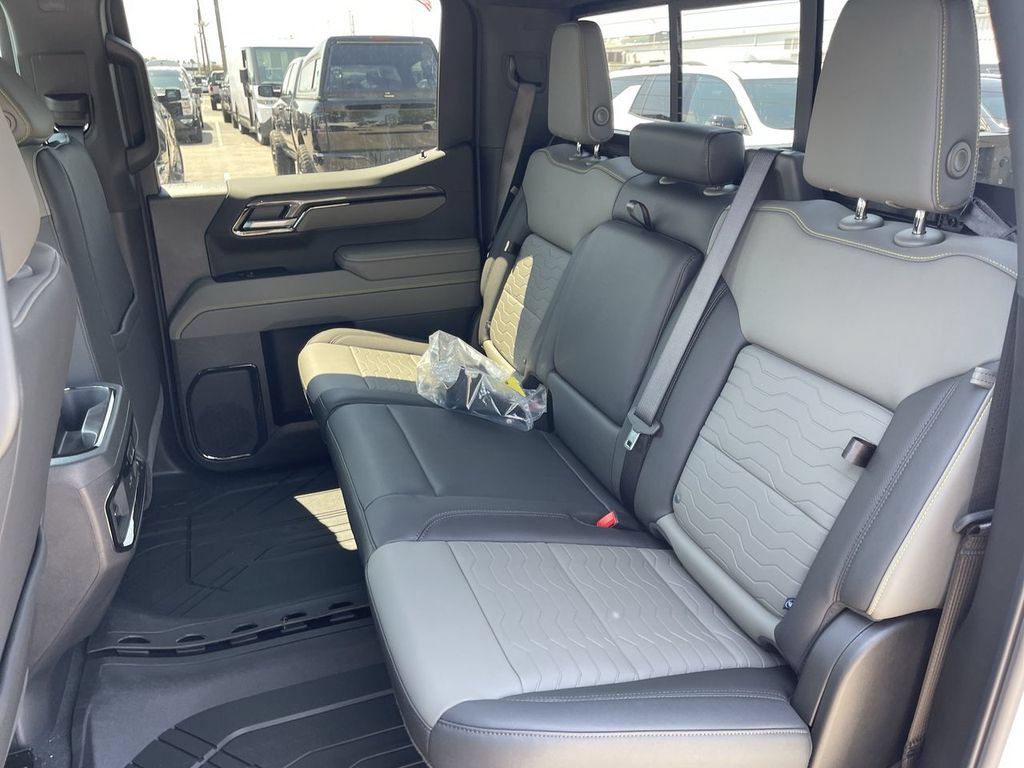 New 2026 Chevrolet Silverado 1500 ZR2 w/ LPO, Dark Essentials Package AWD/4WD image 22