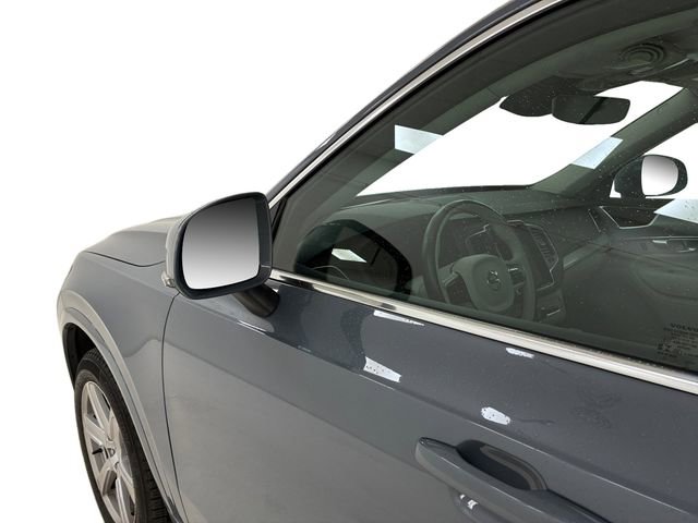 Used 2023 Volvo XC90 B5 Core image 10