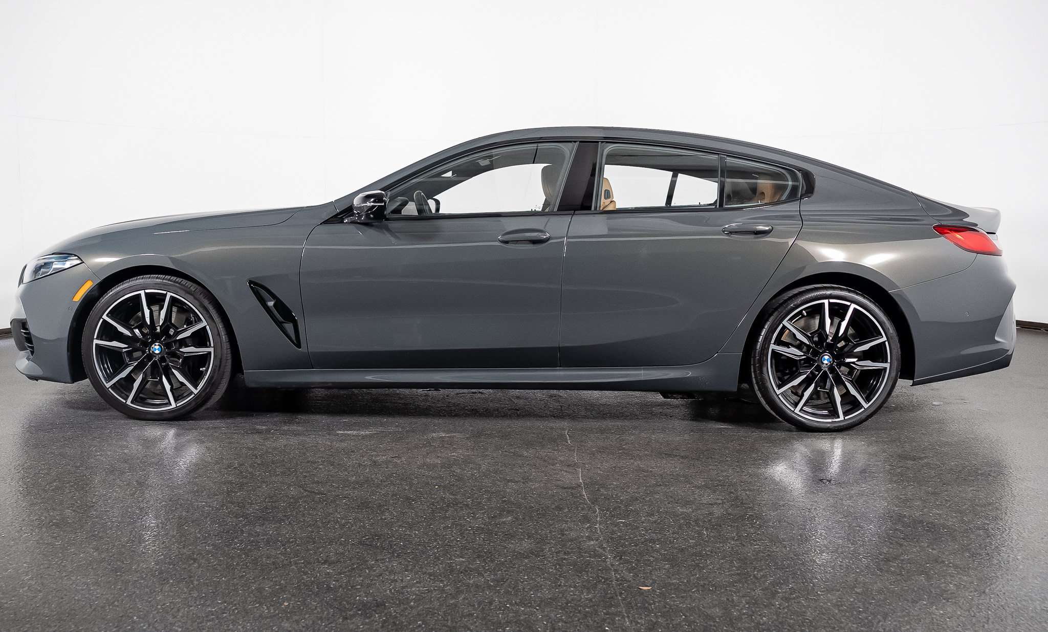 Used 2026 BMW M850i xDrive AWD/4WD image 14