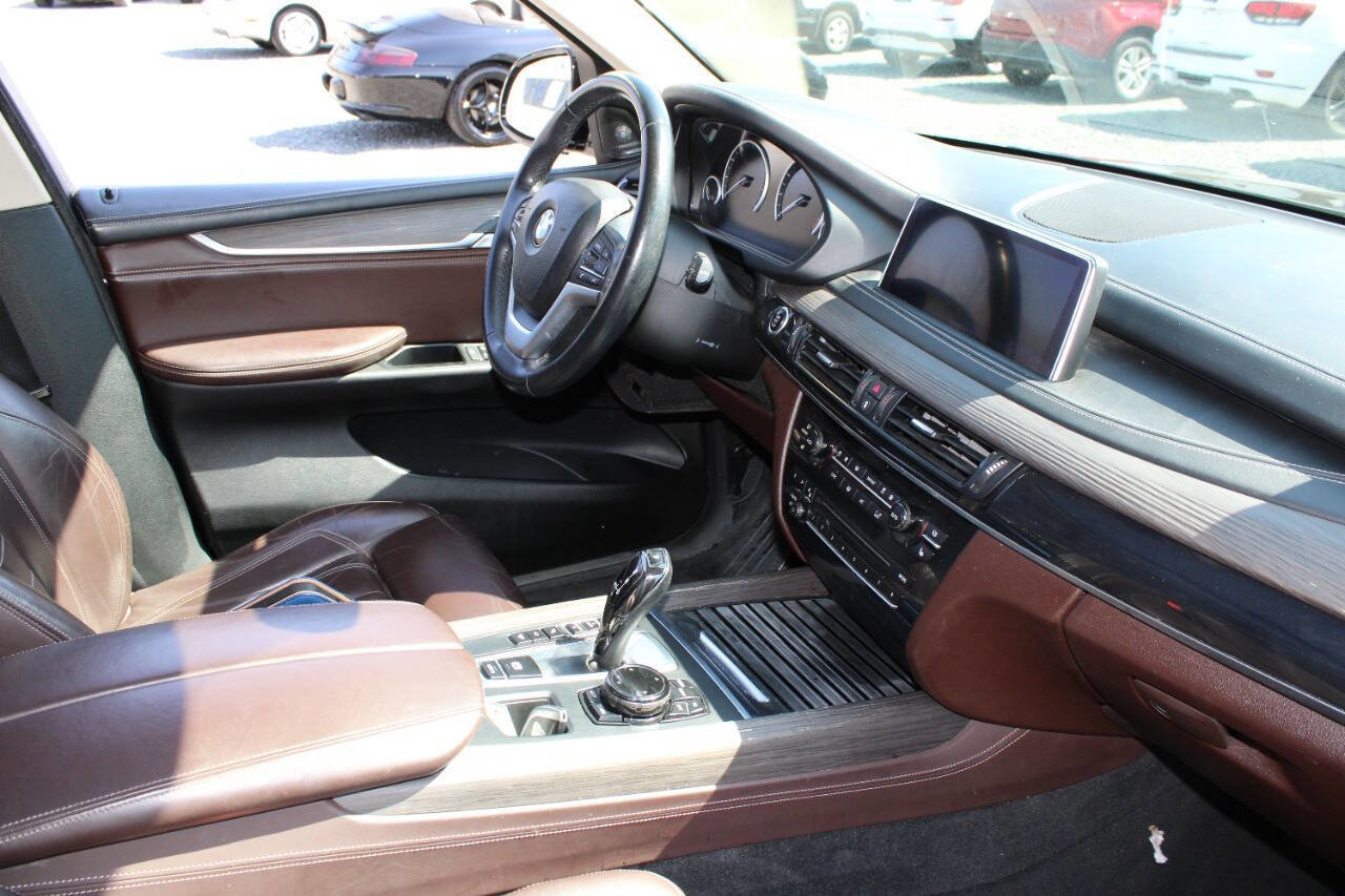 Used 2014 BMW X5 xDrive50i image 12