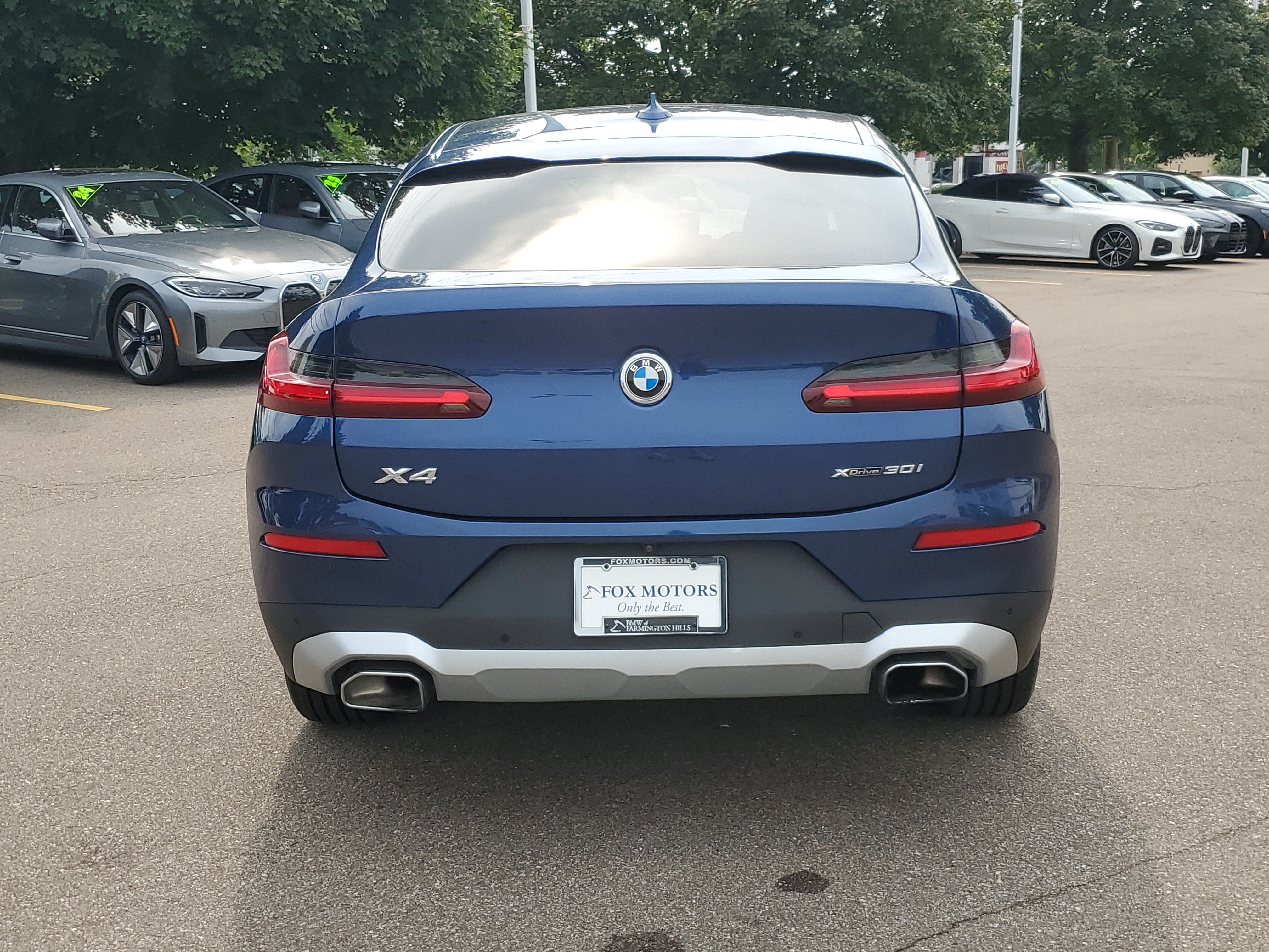 Used 2023 BMW X4 xDrive30i w/ Premium Package AWD/4WD image 4