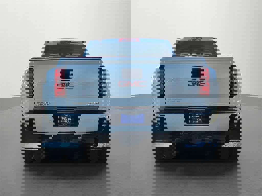 Used 2016 GMC Sierra 3500 Denali w/ Duramax Plus Package image 5