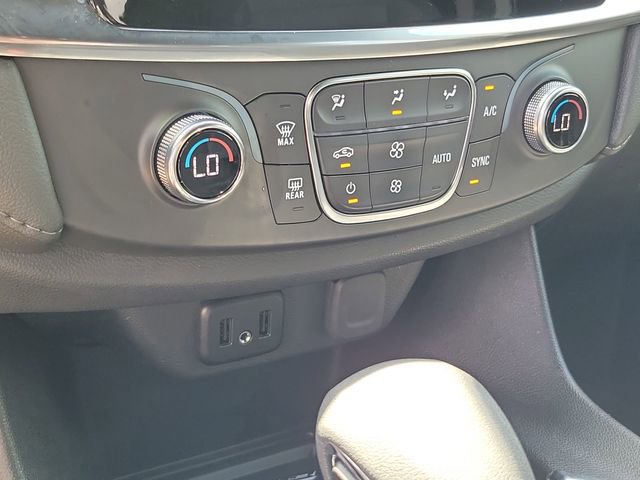 Certified 2023 Chevrolet Traverse LT FWD image 27