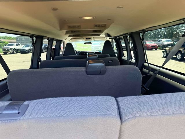Used 2023 Chevrolet Express 3500 LS RWD image 13