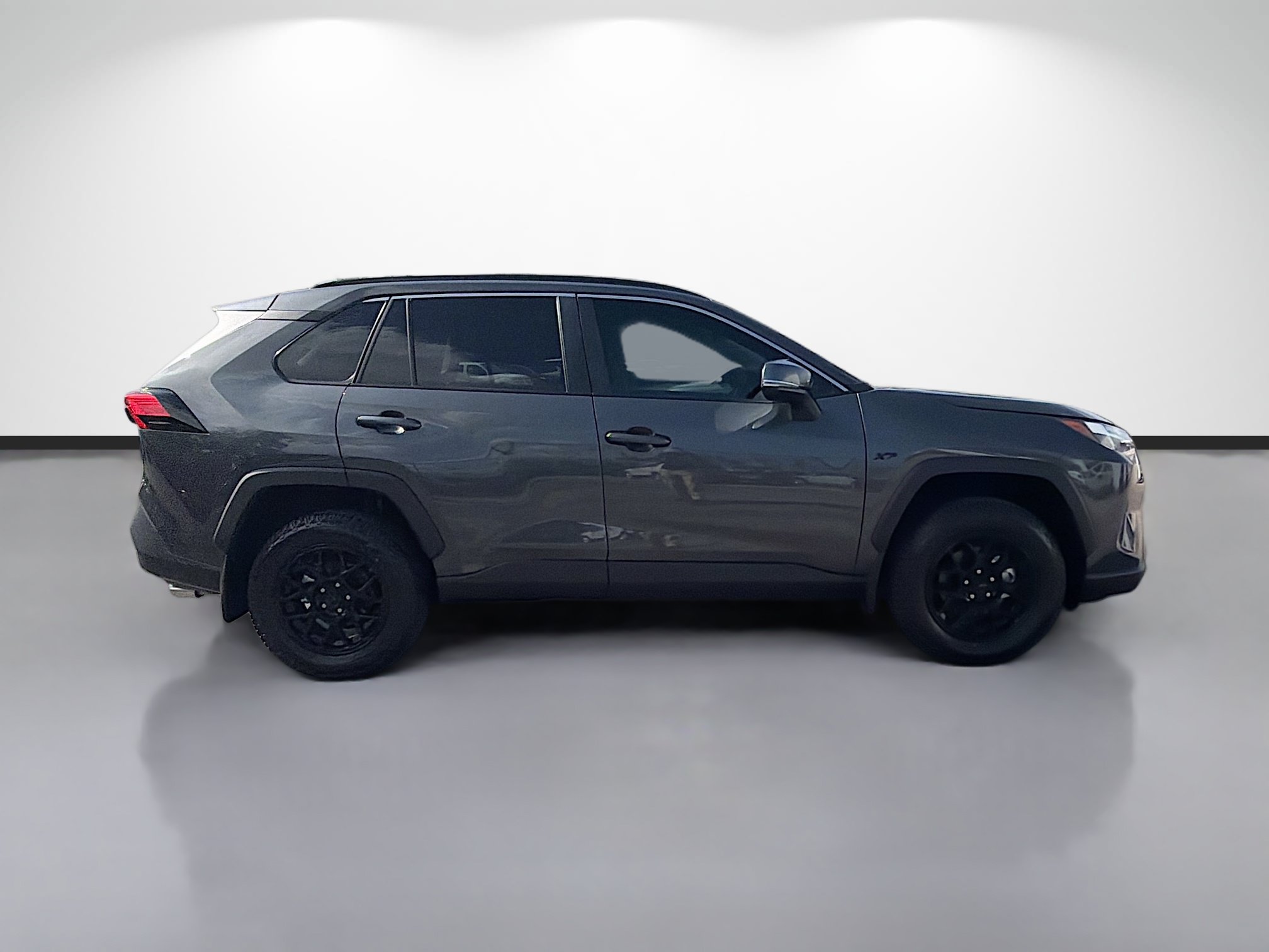 Used 2025 Toyota RAV4 XLE w/ Convenience Package AWD/4WD image 2