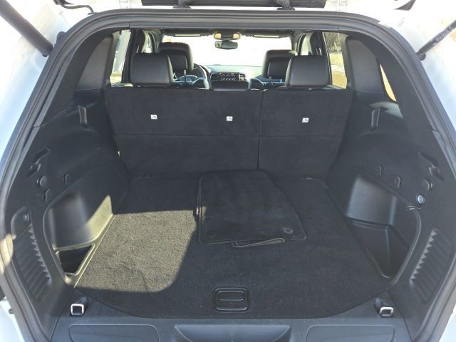 Used 2022 Jeep Grand Cherokee Limited image 5