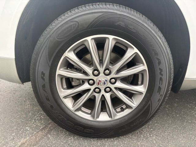 Used 2024 Buick Enclave Premium AWD/4WD image 7