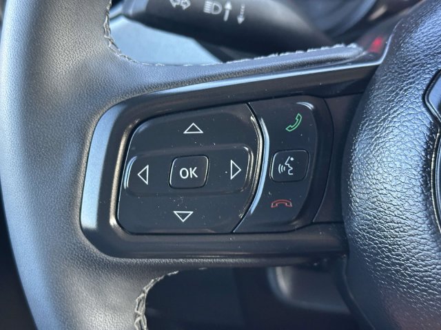 Used 2025 Jeep Wrangler Sport AWD/4WD image 11