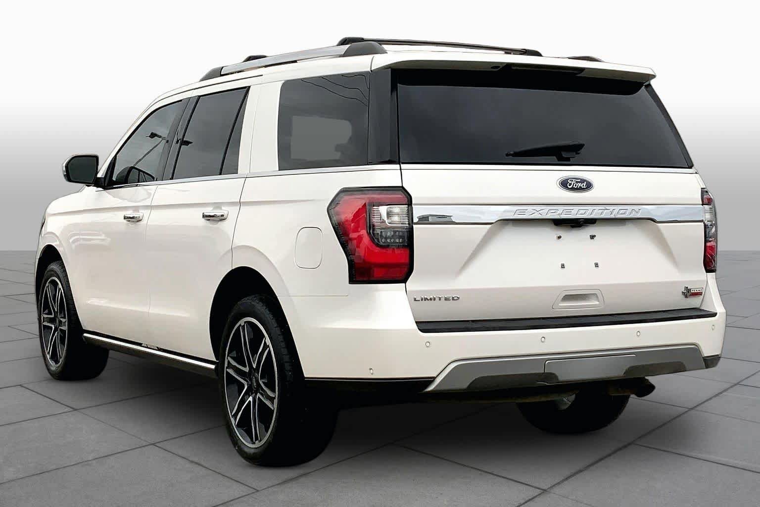 Used 2019 Ford Expedition Limited w/ Texas Edition Package RWD image 12
