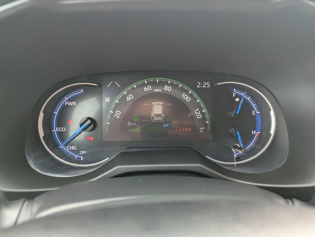 Used 2023 Toyota RAV4 LE AWD/4WD image 22