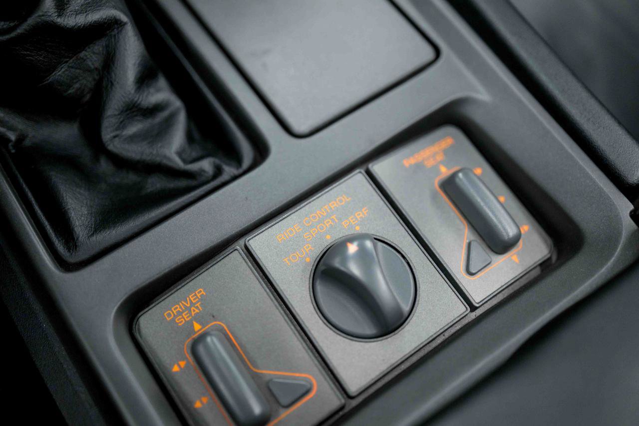Used 1991 Chevrolet Corvette ZR-1 RWD image 73