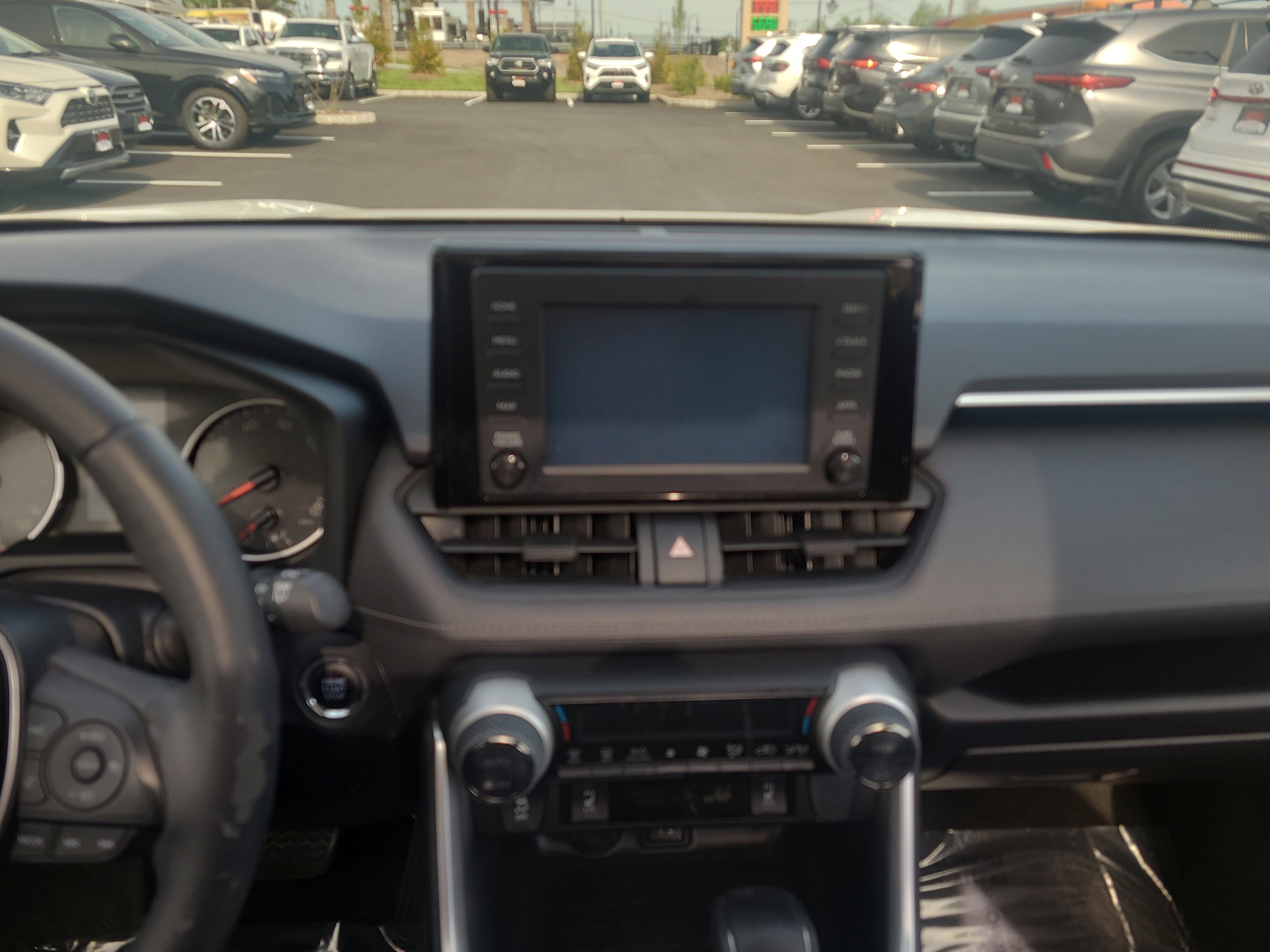 Certified 2019 Toyota RAV4 XLE w/ Convenience Package AWD/4WD image 20