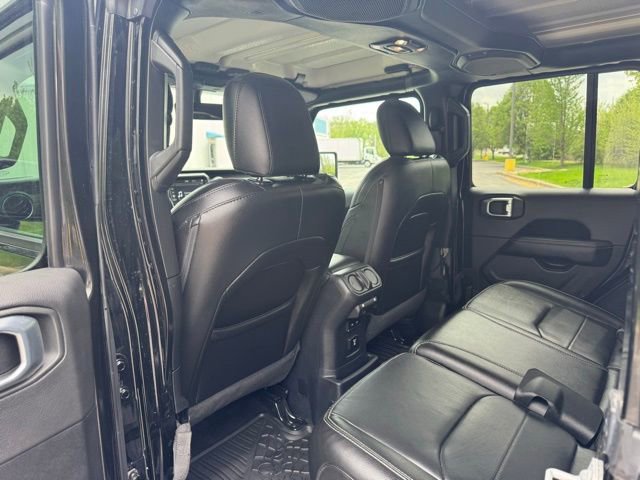 Used 2021 Jeep Wrangler Unlimited Sahara w/ Dual Top Group image 21