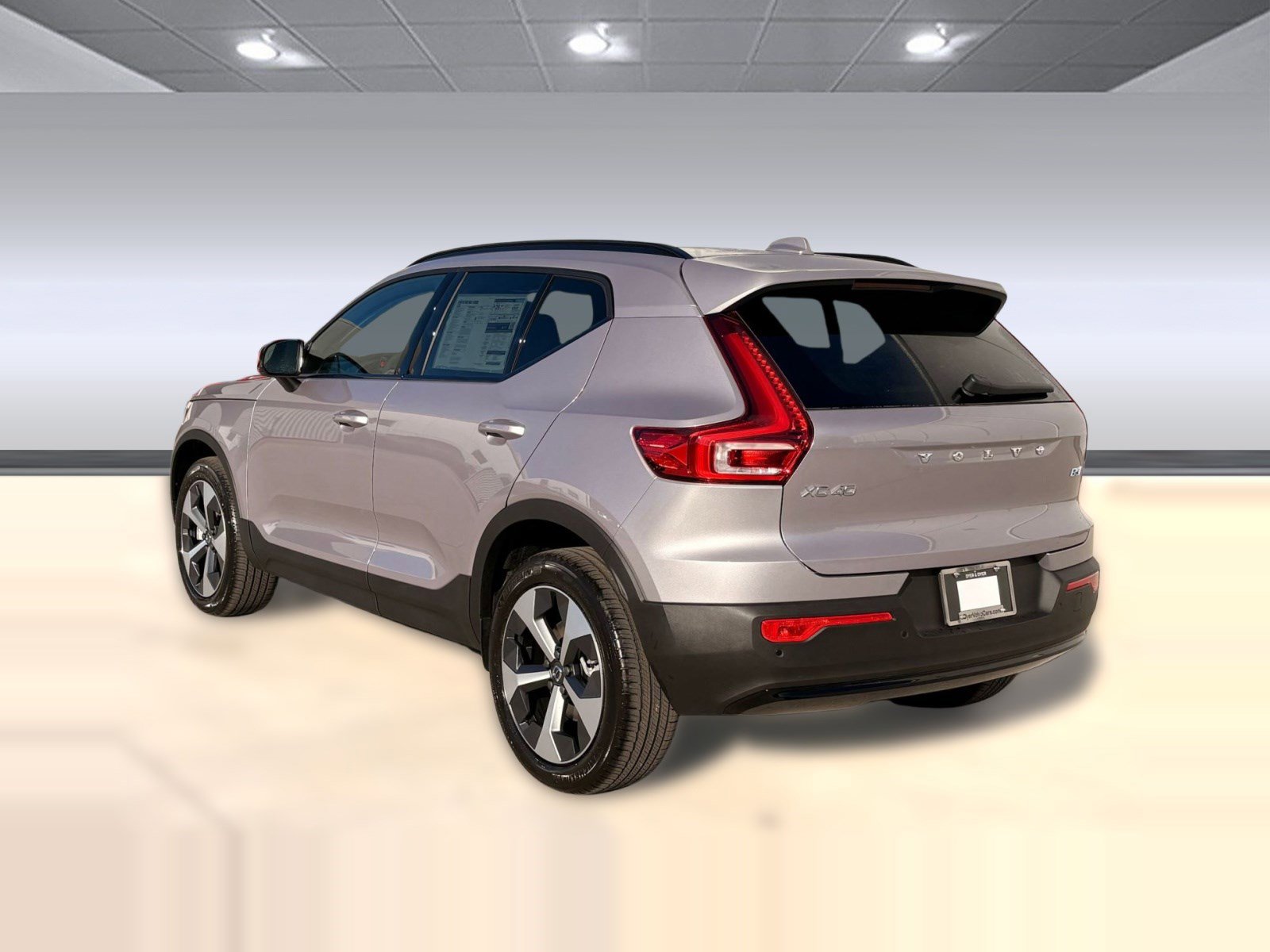 Certified 2026 Volvo XC40 B5 Core w/ Climate Package AWD/4WD image 3