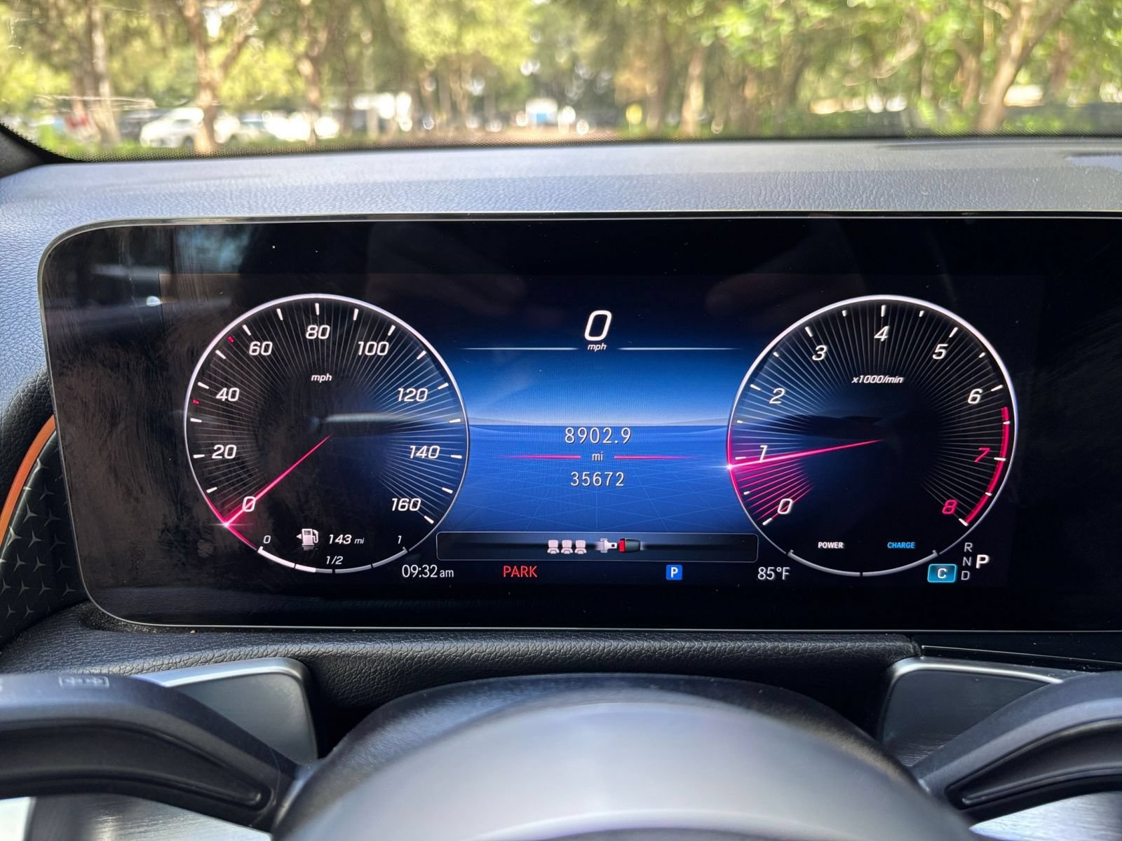 Used 2025 Mercedes-Benz GLB 250 4MATIC image 42
