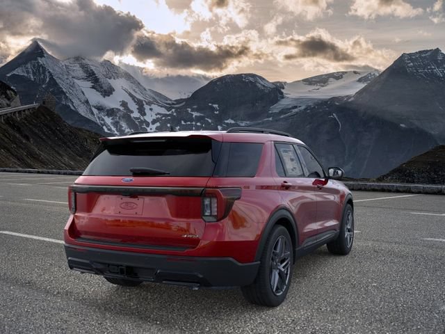 New 2026 Ford Explorer ST-Line w/ ST-Line Street Pack AWD/4WD image 8