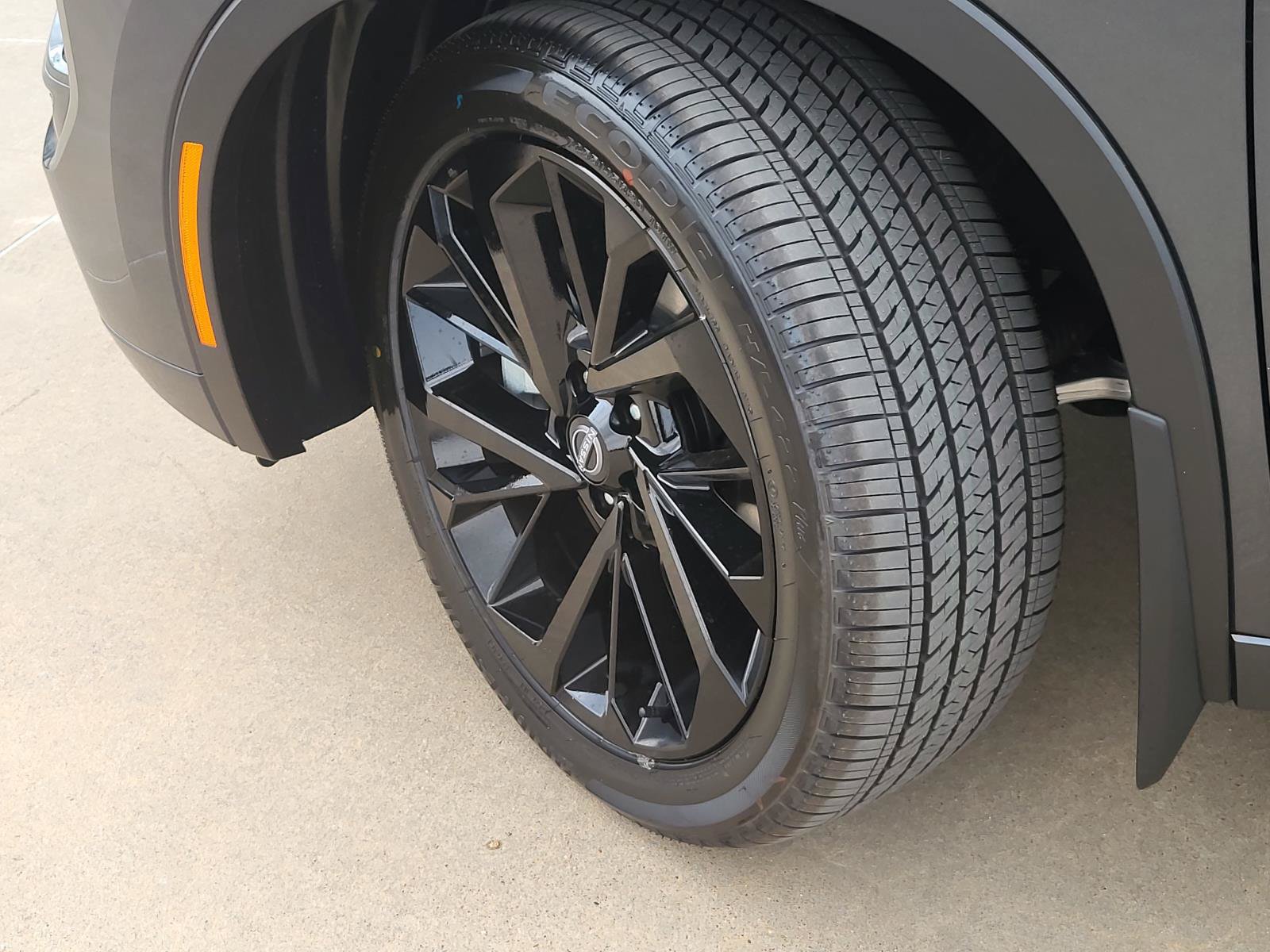 New 2026 Nissan Rogue Platinum AWD/4WD image 9