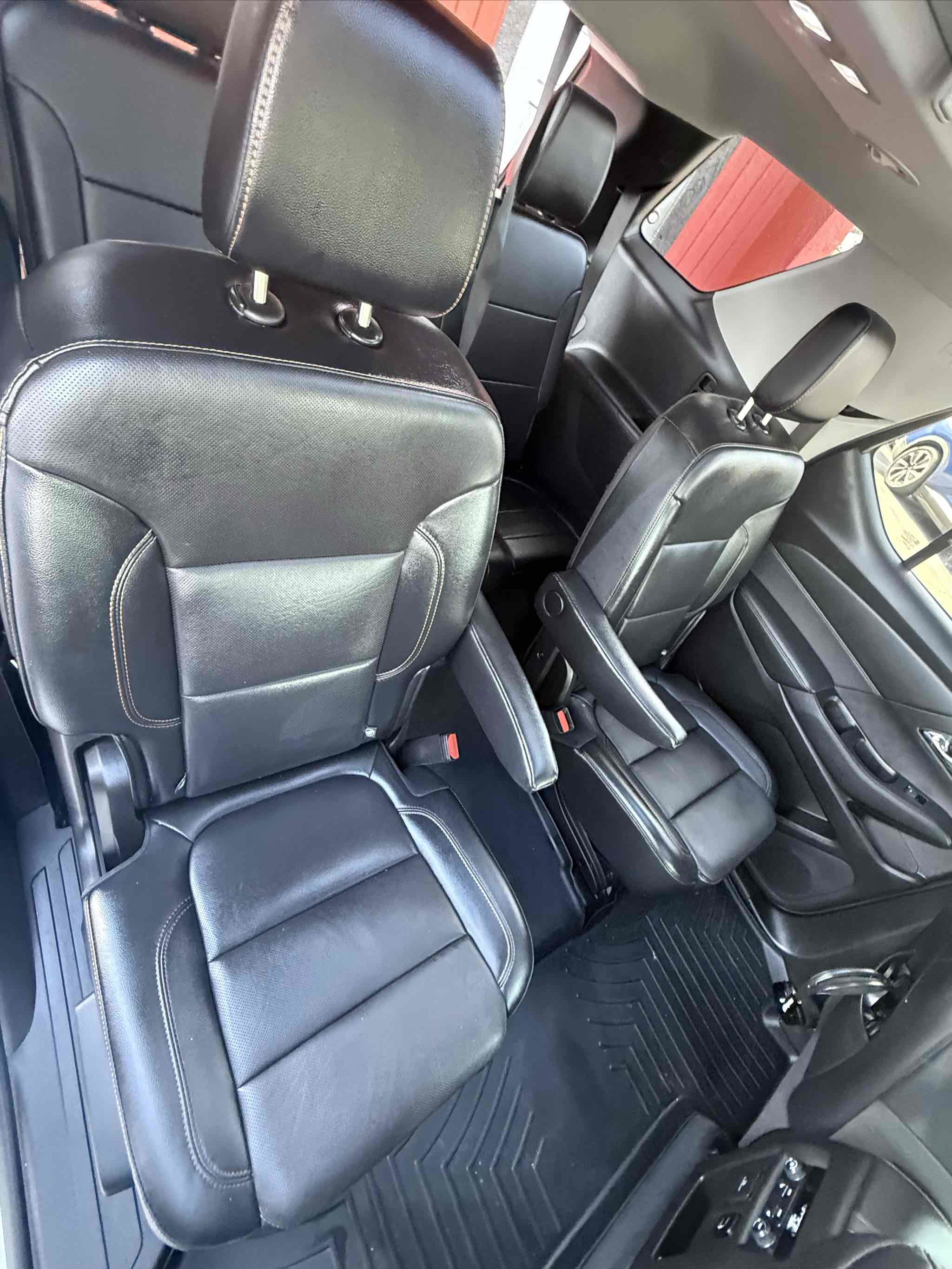 Used 2018 Chevrolet Traverse Premier image 19