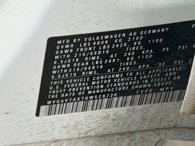 Used 2016 Volkswagen Tiguan S FWD image 10