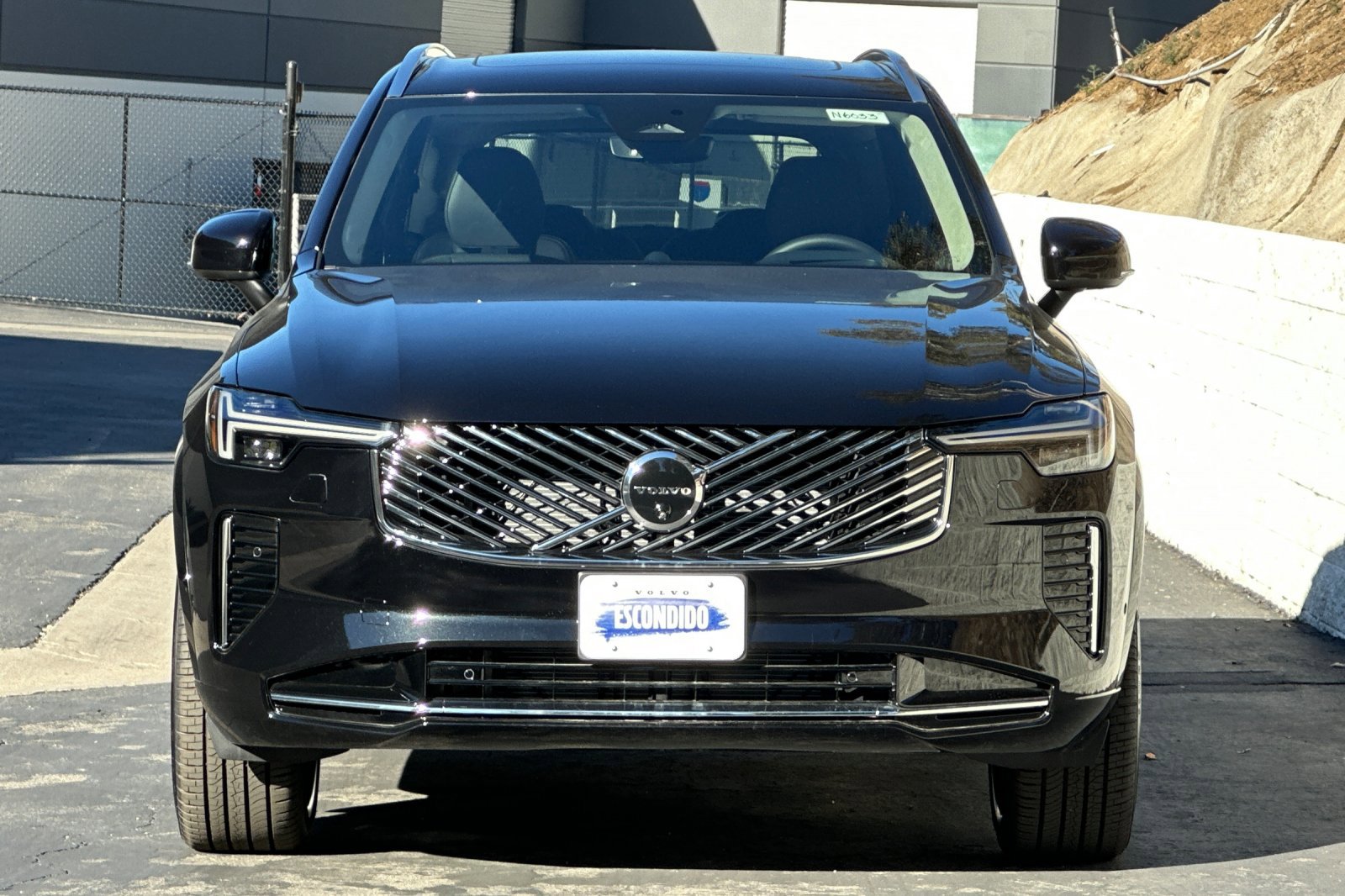 New 2026 Volvo XC90 B6 Ultra w/ Lounge Package AWD/4WD image 3