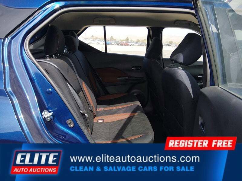 Used 2018 Nissan Kicks SR image 15