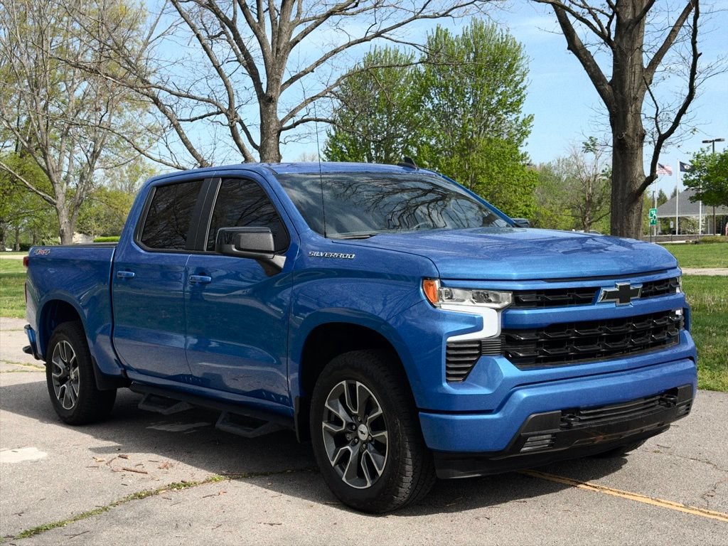 Used 2025 Chevrolet Silverado 1500 RST AWD/4WD image 26