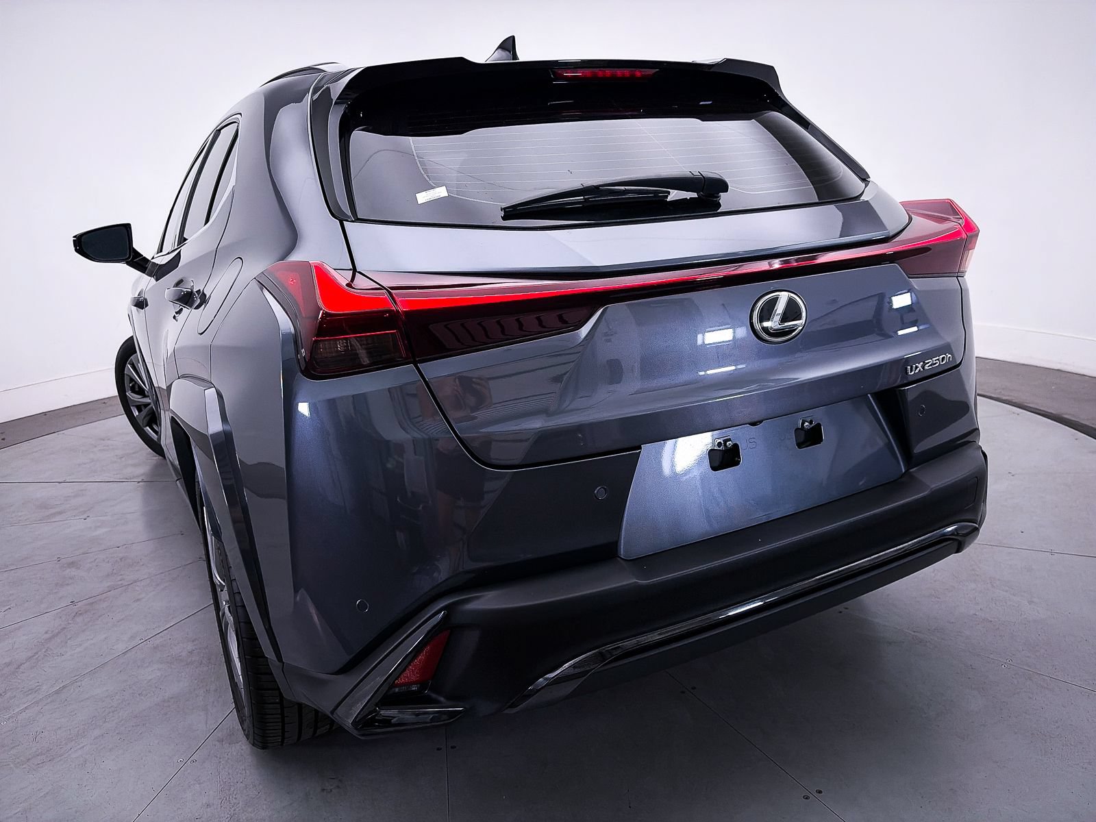 Used 2024 Lexus UX 250h F Sport FWD image 10