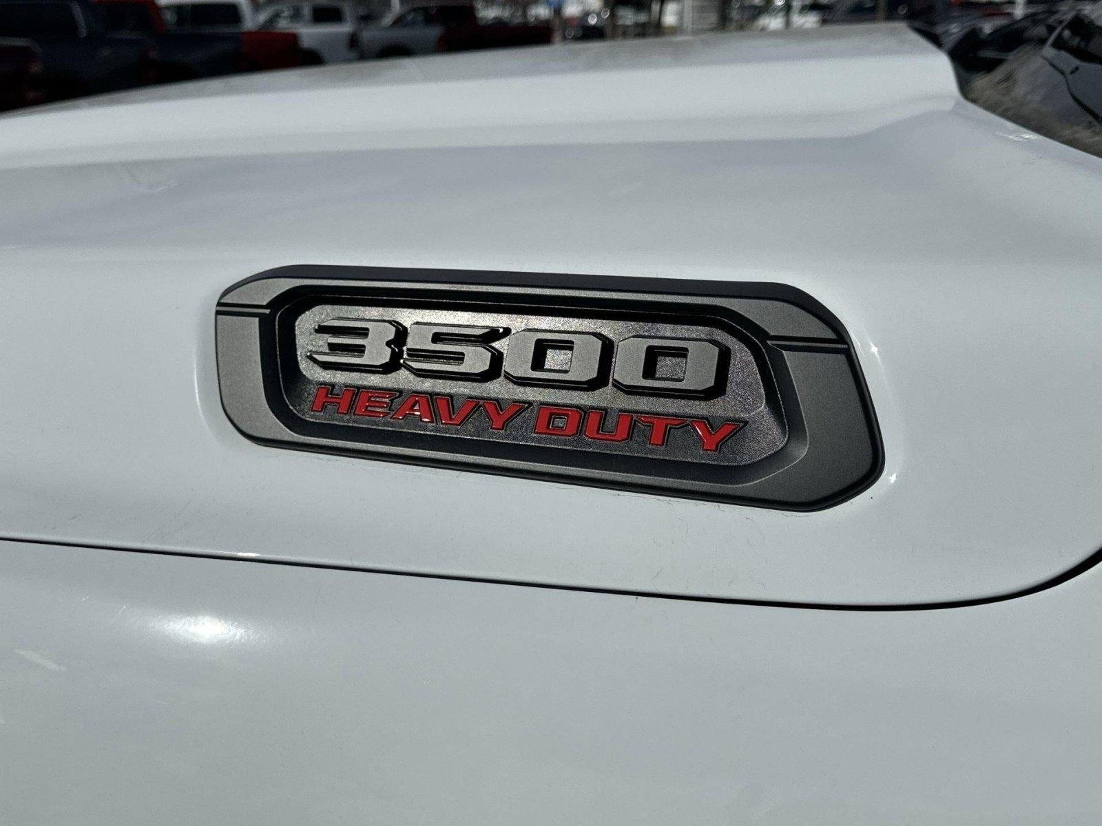 New 2023 RAM 3500 Tradesman AWD/4WD image 12