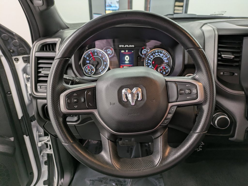 Used 2024 RAM 2500 Tradesman w/ Chrome Appearance Group image 19