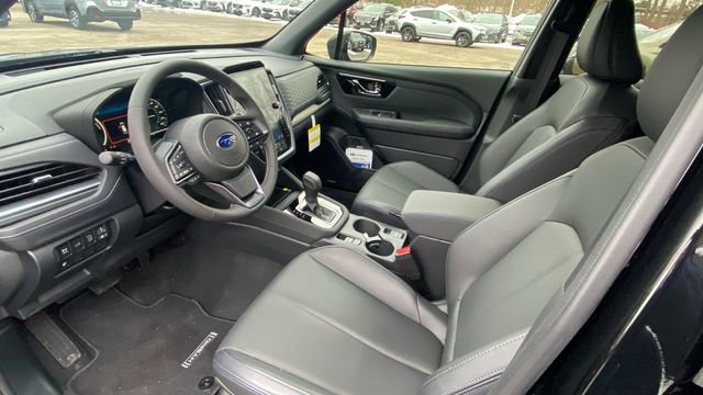 Used 2025 Subaru Forester Limited image 31