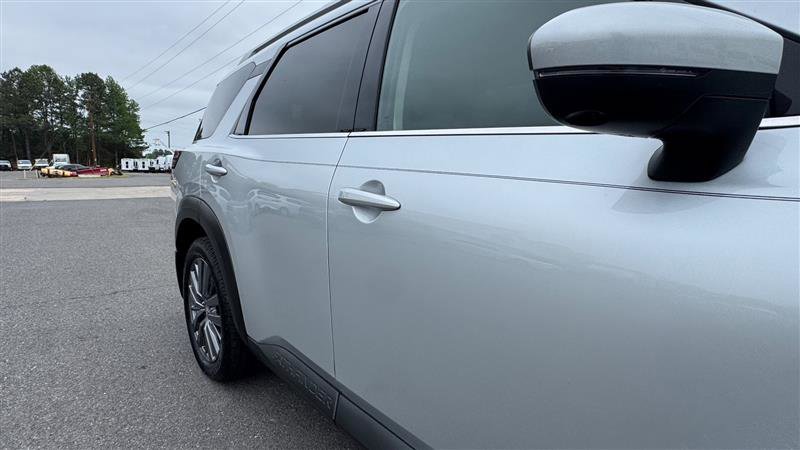 Used 2022 Nissan Pathfinder SL w/ SL Premium Package AWD/4WD image 21