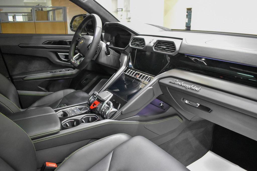 Used 2023 Lamborghini Urus S AWD/4WD image 24