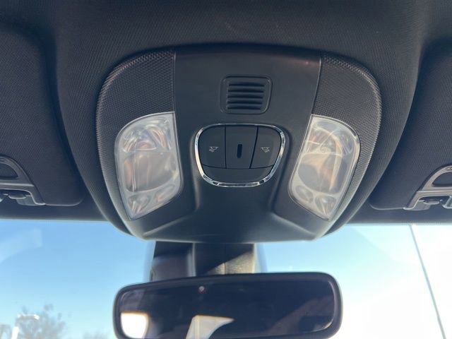 Used 2023 Jeep Compass Latitude image 26